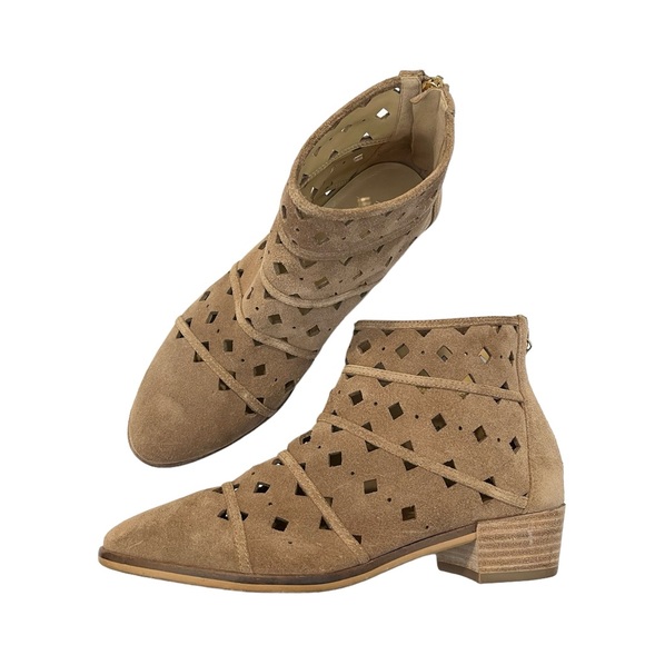 Michael Kors Uma Perforated Flat Bootie - Picture 1 of 12